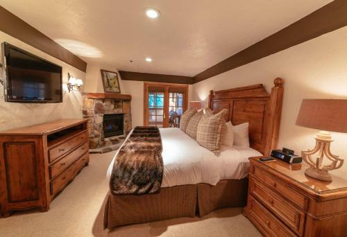 Luxury One Bedroom Apartment Hotel