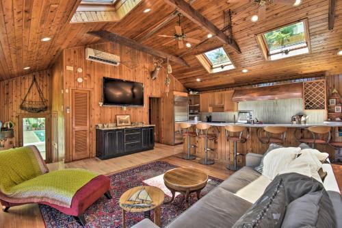 Spacious Cheriton Home 8 Mi To Cape Charles!