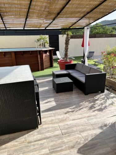 Villa Maison Avec Piscine + Jacuzzi Ext�rieur