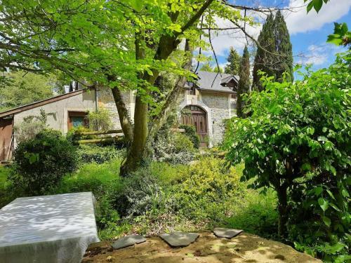 Gite Pyr�n�es Pleine Nature Jacuzzi 4/5 Pers.
