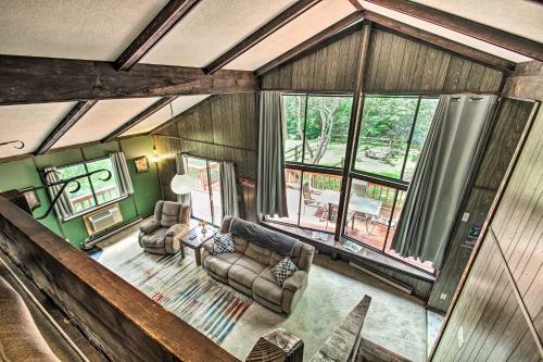 Mcgaheysville Abode With Deck About 2 Mi To Skiing!