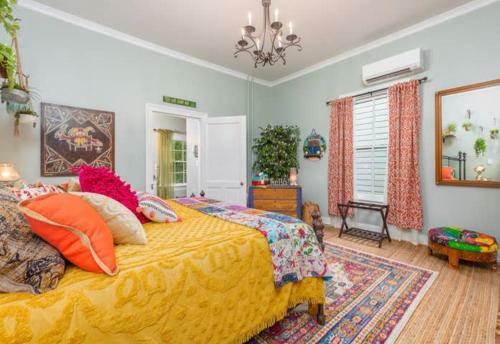 Apartamento The Bohemian Suite - Urban Boho ?self Check-in ?kitchen ?downtown ?netflix+