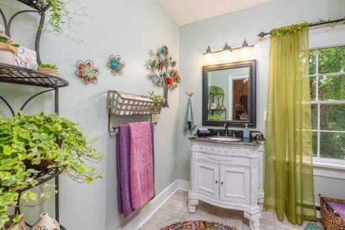 Apartamento The Bohemian Suite - Urban Boho ?self Check-in ?kitchen ?downtown ?netflix+