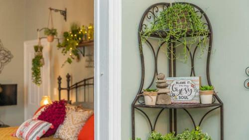 Apartamento The Bohemian Suite - Urban Boho ?self Check-in ?kitchen ?downtown ?netflix+