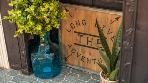 Apartamento The Bohemian Suite - Urban Boho ?self Check-in ?kitchen ?downtown ?netflix+