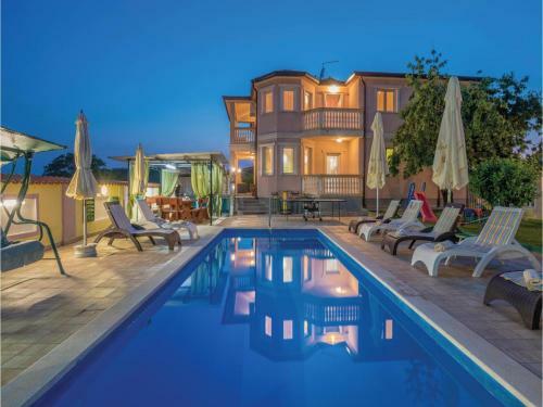 Holiday Home Loborika