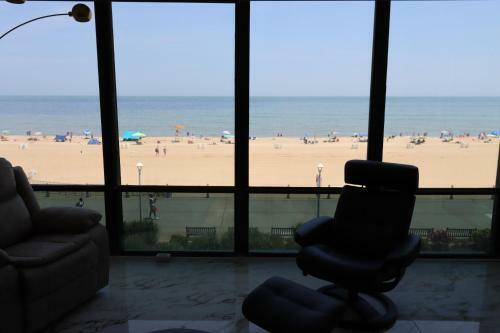 Apartamento Oceanfront Beach & Dolphins
