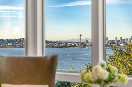 Seattle Skyline View Home