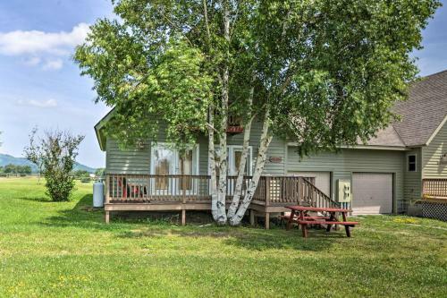 Davis Cabin, Near Hiking, Boating And Skiing!