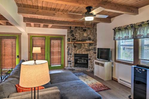 Davis Cabin, Near Hiking, Boating And Skiing!