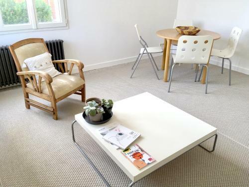Apartamento Dans Une Maison, Appartement Ind�pendant Et Jardin