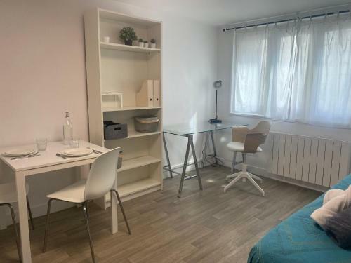 Apartamento Studio - Proche Vieux March�