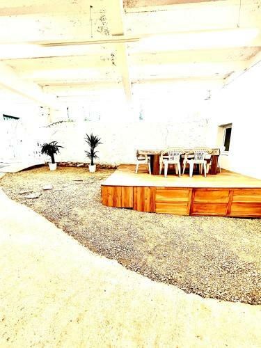 Agr�able Pavillon 3 Chambres Et Patio
