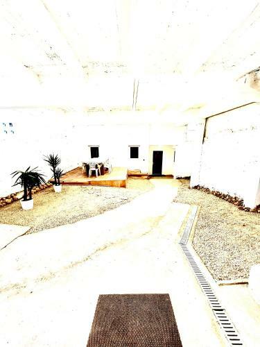 Agr�able Pavillon 3 Chambres Et Patio