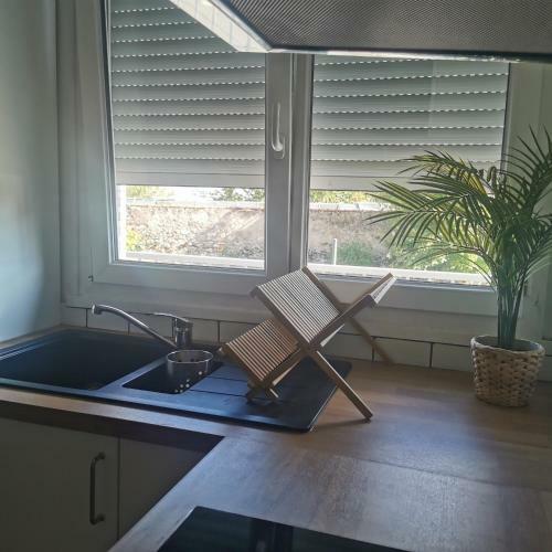 Hostal Chambre Zen Tout Confort Pres De Saint Marceau
