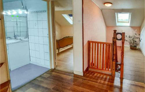 Awesome Home In Saint-martin-sur-oust With 3 Bedrooms