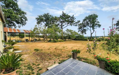 Awesome Home In Saint-martin-sur-oust With 3 Bedrooms