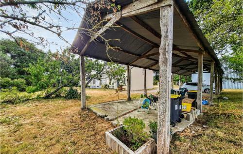 Awesome Home In Saint-martin-sur-oust With 3 Bedrooms