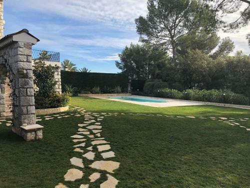 Charming Villa With Swimming Pool