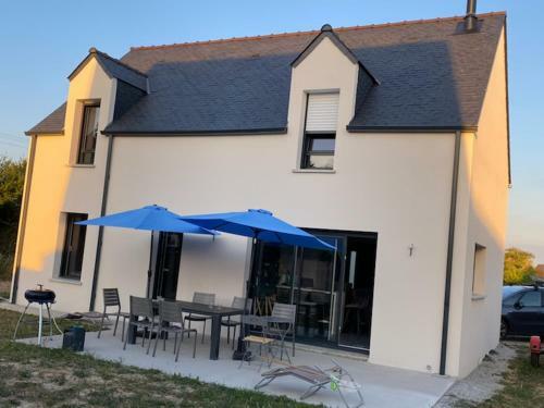 Maison De Vacances � Sarzeau � 5 Min De La Plage � Pieds