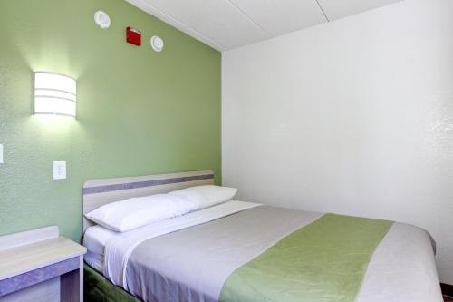 Motel 6 Portland Maine