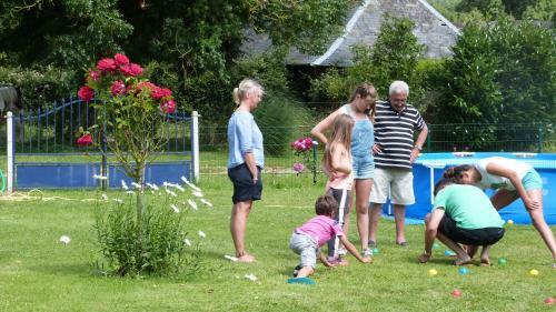G�te Et Relais Equestre De Marie