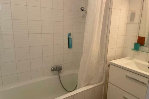 Apartamento 36 M With Terraceswimming Pool And Sea View