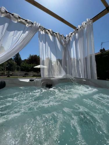 Bed & Breakfast L'escale Chambres Et Table D'h�tes