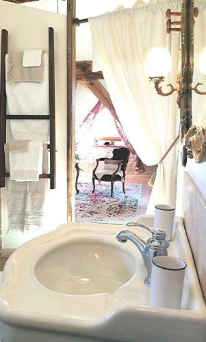 Bed & Breakfast Capmasil
