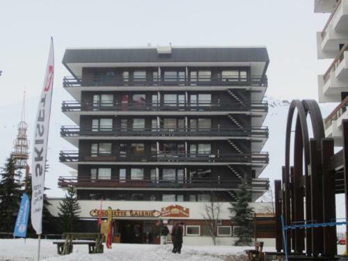 Apartamento Studio Les Menuires, 1 Pi�ce, 2 Personnes - Fr-1-344-1072