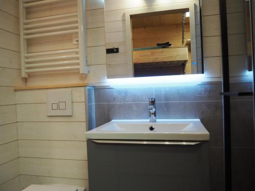 Apartamento Studio Les Menuires, 1 Pi�ce, 3 Personnes - Fr-1-344-1005