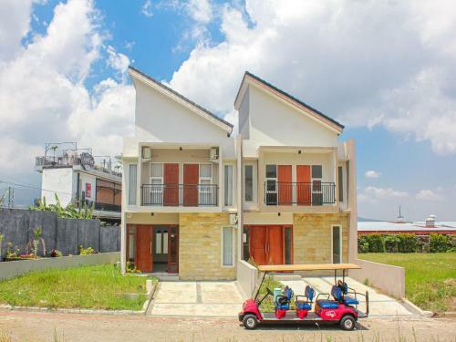 Hostal Panorama Villas Batu F-16