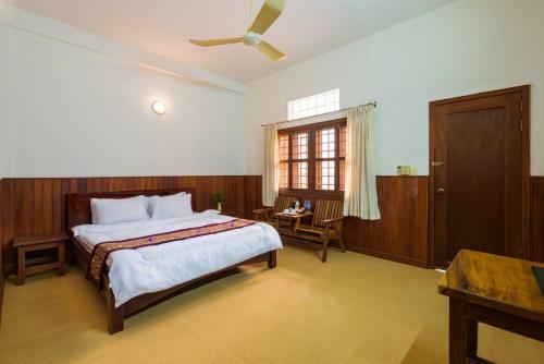 Bed & Breakfast Heng Long Villa