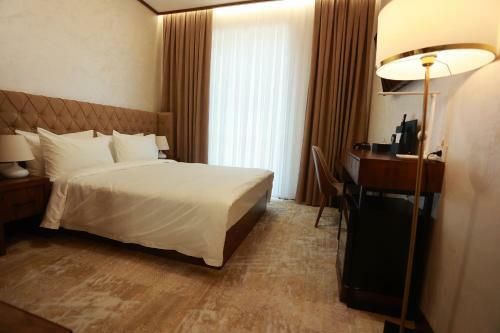 Regal Hotel By Grand