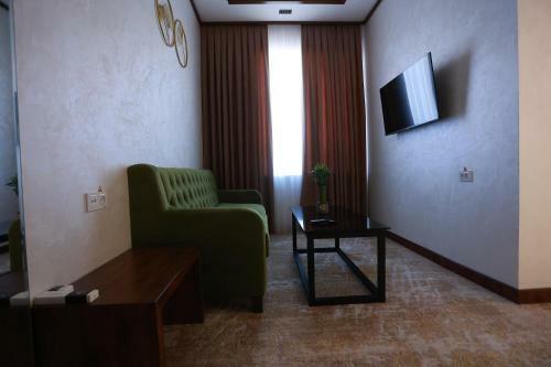 Regal Hotel By Grand