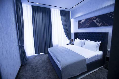 Oqsaroy Hotel
