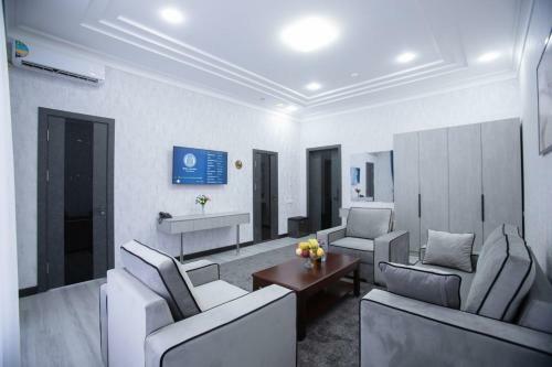 Oqsaroy Hotel