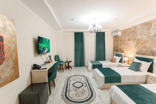 Hotel Gur Emir Palace