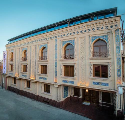 Hotel Gur Emir Palace