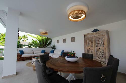 Tess Villa Le Clos Fleury