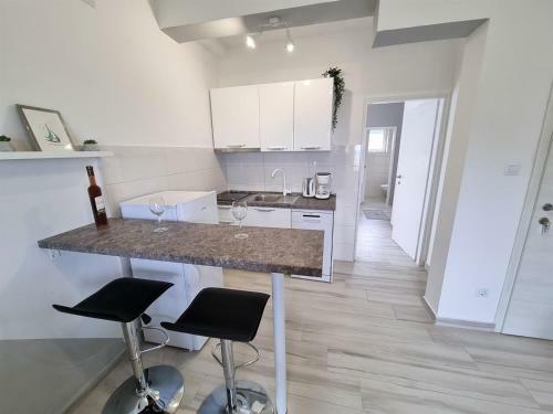 Hostal Apartment House Kastelan