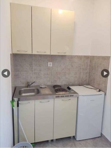 Mica Apartmani