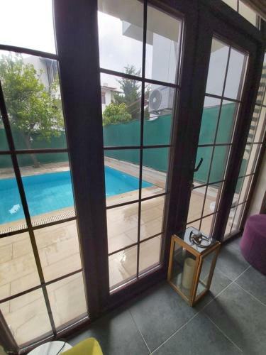 Havuz Olanag? Sunan Rahat M�stakil Villa