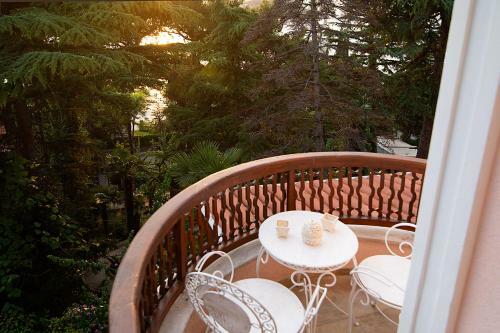 Bed & Breakfast Dream Mansion