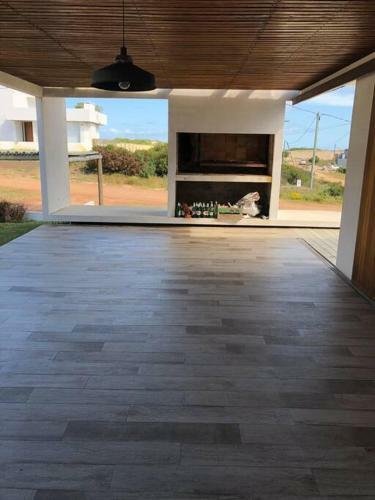 Hermosa, C�lida Y Funcional A Metros De La Playa