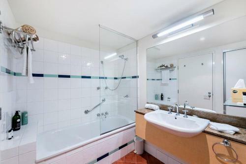 Apartamento 'two Of A Kind' Waterfront Resort Style Living