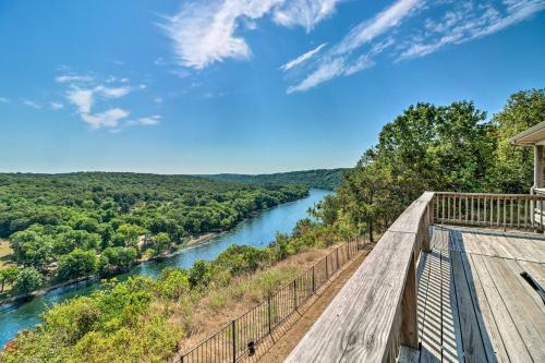 Bull Shoals Retreat With Panoramic River Views!