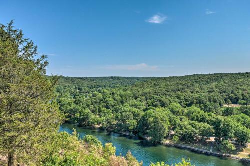 Bull Shoals Retreat With Panoramic River Views!