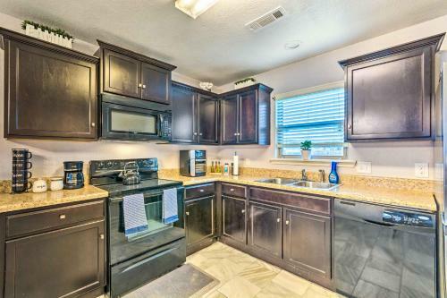 Pet-friendly Little Rock Home About 8 Mi To Dtwn!
