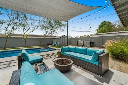 Melrose Mid-century Oasis